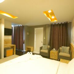 Отель The Regent Resort Phuket комната для гостей