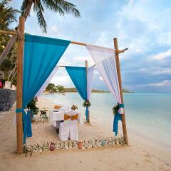 Отель The Briza Beach Resort, Samui пляж