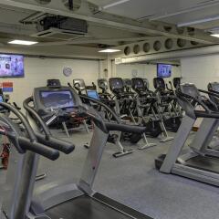 Отель Best Western Kings Manor Hotel Великобритания, Эдинбург - 1 отзыв об отеле, цены и фото номеров - забронировать отель Best Western Kings Manor Hotel онлайн фитнесс-зал
