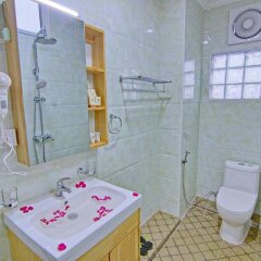 Myat Nan Yone Hotel ванная