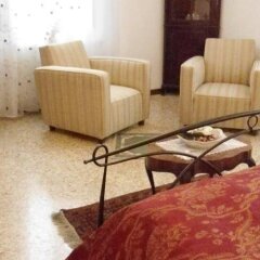 Отель B&B Exclusive