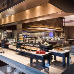 Отель Novotel Shanghai Clover гостиничный бар