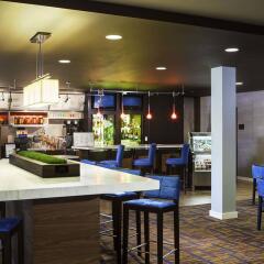 Отель Courtyard by Marriott Aventura Mall гостиничный бар