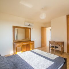 Апартаменты Konnos Apartment 1 комната для гостей фото 3