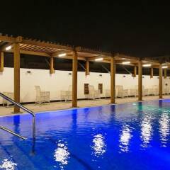 Arcadia Hotel Apartments бассейн фото 3