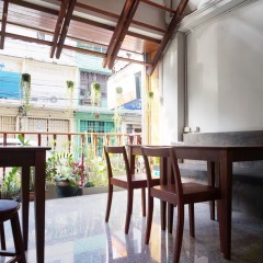 Boon Street Hostel балкон