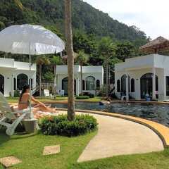 Отель Chalaroste Lanta The Private Resort Ланта фото 3