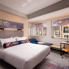 Отель Aloft Madrid Gran Via комната для гостей фото 3