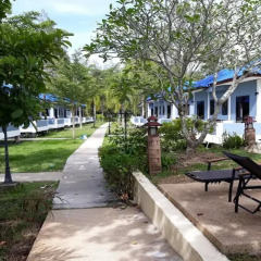 Отель Praewa Villas Naiyang Phuket