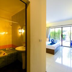 Отель JR Siam Kata Resort ванная