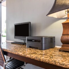 Отель Quality Inn & Suites Bell Gardens Белл Гарденс интерьер отеля фото 2