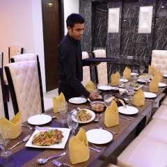 Hotel S. K Crown Park Naraina питание