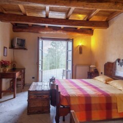 Отель Farmhouse Located in the Beautiful Aulla in Northern Tuscany Аулла фото 17