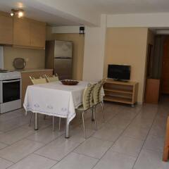 Отель Anemomilos Suites в номере