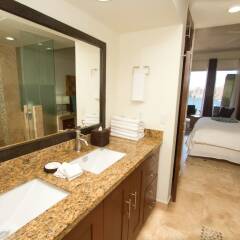 Отель Cabo Villas Beach Resort & Spa ванная