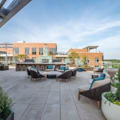 Отель Global Luxury Suites at Woodmont Triangle South США, Бетесда - отзывы, цены и фото номеров - забронировать отель Global Luxury Suites at Woodmont Triangle South онлайн бассейн фото 3
