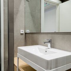 Апартаменты UPSTREET Ermou Elegant Apartments Афины ванная фото 2