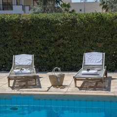 Отель Paphos Love Shack Apartment Кипр, Пафос - отзывы, цены и фото номеров - забронировать отель Paphos Love Shack Apartment онлайн бассейн фото 3
