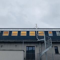 Отель Train Cabin Hostel Бельгия, Брюссель - отзывы, цены и фото номеров - забронировать отель Train Cabin Hostel онлайн вид на фасад