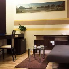 Centrum Dikul Hotel комната для гостей фото 3