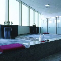 Отель Orakai Insadong Suites Южная Корея, Сеул - отзывы, цены и фото номеров - забронировать отель Orakai Insadong Suites онлайн бассейн