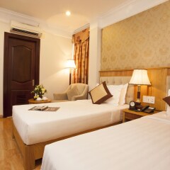 Roseland Point Hotel сейф в номере