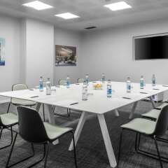 DoubleTree by Hilton Hotel Yerevan City Centre фото 4