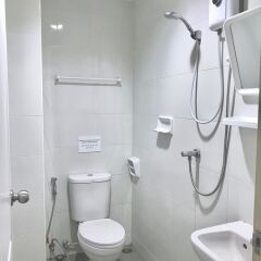 Отель Nana Best Inn Бангкок ванная