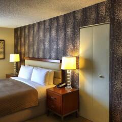 Отель Georgetown Suites комната для гостей