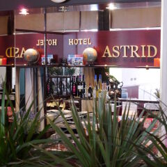 Astrid Hotel am Kurfürstendamm гостиничный бар