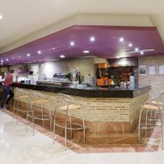 Olympia Hotel Events & Spa гостиничный бар
