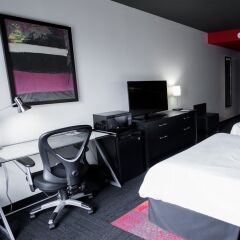 Отель Grand Times Hotel Quebec City Airport Канада, Л'Ансьен-Лорет - отзывы, цены и фото номеров - забронировать отель Grand Times Hotel Quebec City Airport онлайн удобства в номере