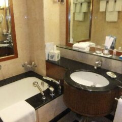 ITC Grand Central, a Luxury Collection Hotel, Mumbai in Mumbai, India from 211$, photos, reviews - zenhotels.com bathroom