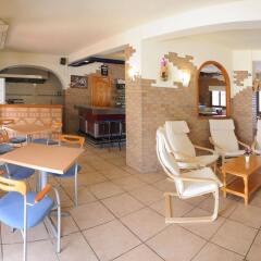 Отель Hostal Rosalia питание фото 2