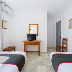 Отель OYO 150 Hotel El Ancla Испания, Мотрил - отзывы, цены и фото номеров - забронировать отель OYO 150 Hotel El Ancla онлайн комната для гостей фото 5