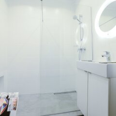 Отель Designers Apartment In The Old Town Польша, Варшава - отзывы, цены и фото номеров - забронировать отель Designers Apartment In The Old Town онлайн ванная фото 2