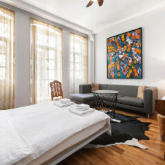 Отель Chiconomy Suites комната для гостей фото 4