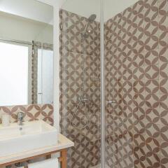Отель Lisbon Old Town Guest House ванная фото 2