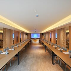 Отель M Pattaya Hotel Таиланд, Паттайя - отзывы, цены и фото номеров - забронировать отель M Pattaya Hotel онлайн спортивное сооружение