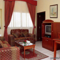 Отель Al Sharq Furnished Suites ОАЭ, Шарджа - отзывы, цены и фото номеров - забронировать отель Al Sharq Furnished Suites онлайн комната для гостей фото 4