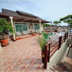 Отель Bee Orchid Pool Villa