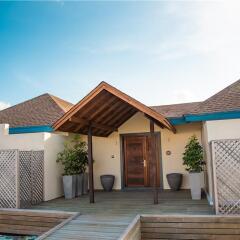 Отель Reethi Faru Resort балкон