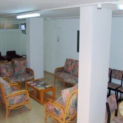 Отель Inter Apartments Испания, Салоу - отзывы, цены и фото номеров - забронировать отель Inter Apartments онлайн интерьер отеля
