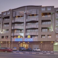 Отель Tulip Inn Al Qusais Dubai Suites ОАЭ, Дубай - отзывы, цены и фото номеров - забронировать отель Tulip Inn Al Qusais Dubai Suites онлайн вид на фасад