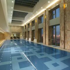 Отель Hilton Beijing Capital Airport бассейн