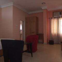 Отель Allen Suites Энугу удобства в номере