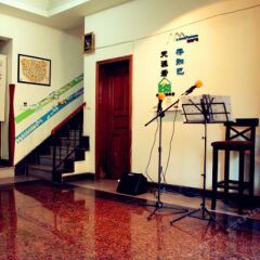 Chengdu Bling Bling Hostel фитнесс-зал