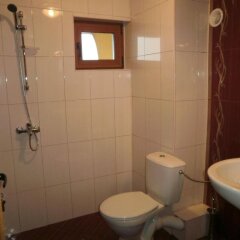 Отель Family Hotel Denica Болгария, Аврен - отзывы, цены и фото номеров - забронировать отель Family Hotel Denica онлайн ванная