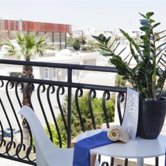 Mikes Kanarium Hotel in Larnaca, Cyprus from 87$, photos, reviews - zenhotels.com balcony