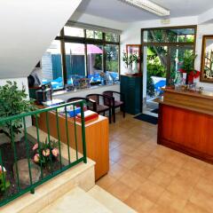 Отель Hostal Magnolia Испания, Льорет-де-Мар - отзывы, цены и фото номеров - забронировать отель Hostal Magnolia онлайн спа